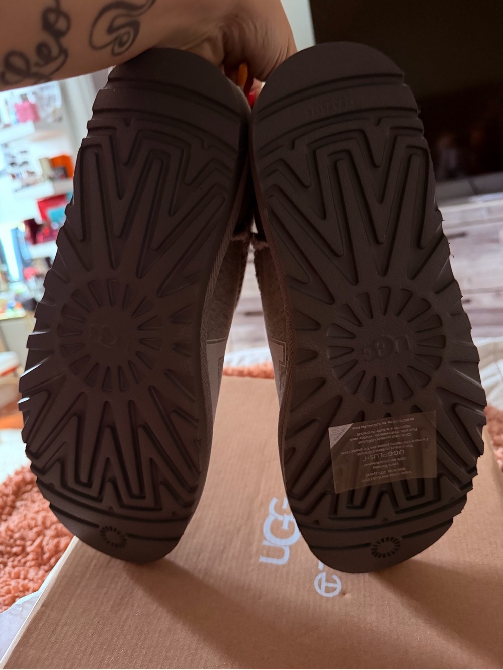 UGG x TELFAR Grey - Picture 5 of 11